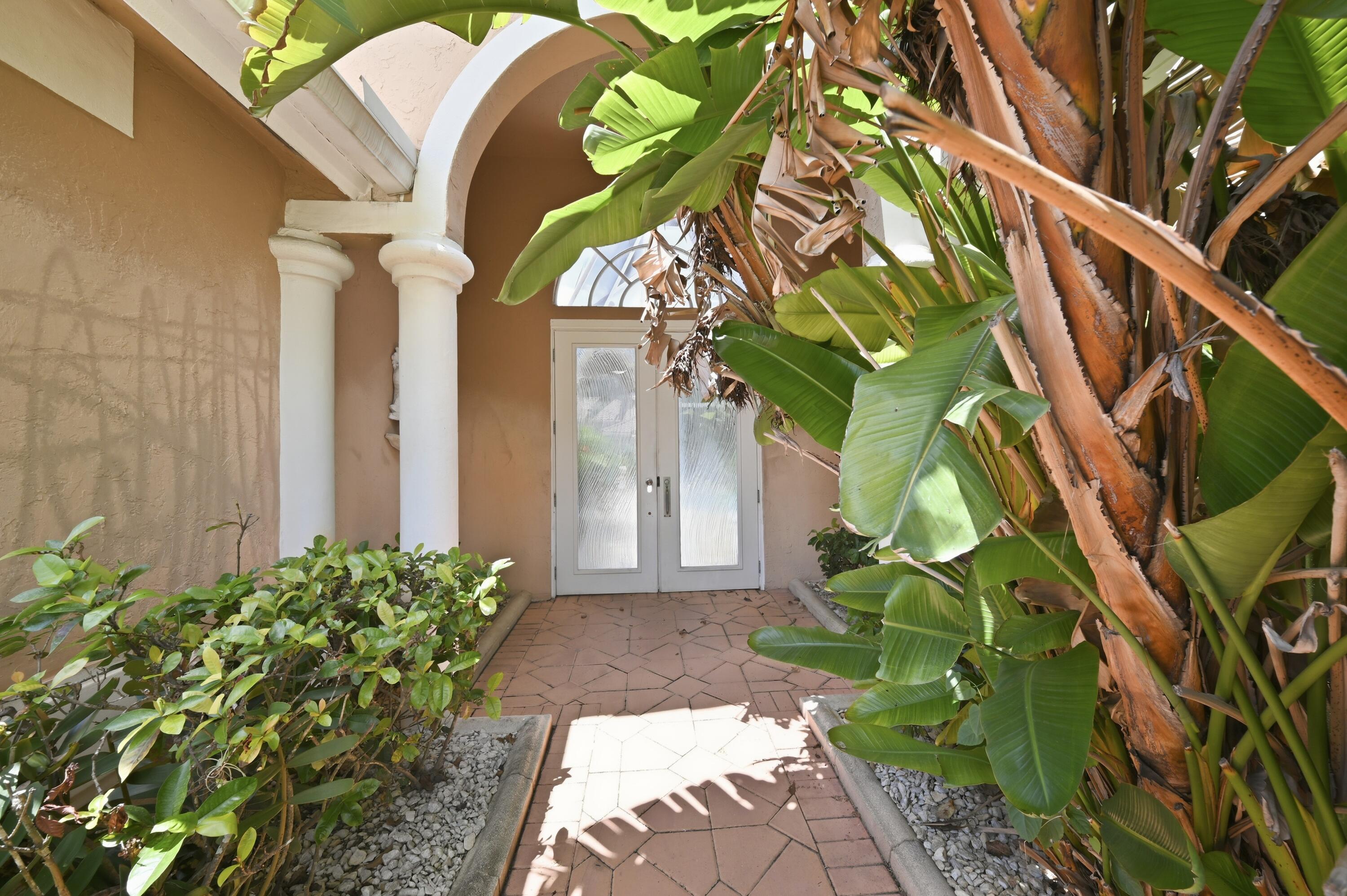 10769 Maple Chase Drive Boca Raton, FL 33498 - Photo 5 of 47 Mela_Boca_Rantal_HDR_004