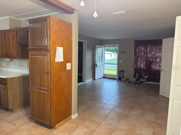 $2,500 | 4409 West Varn Avenue, Tampa, FL 33616