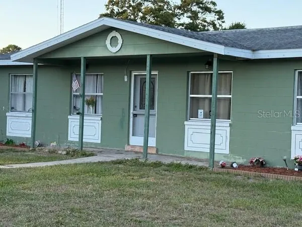 $2,500 | 4409 West Varn Avenue, Tampa, FL 33616