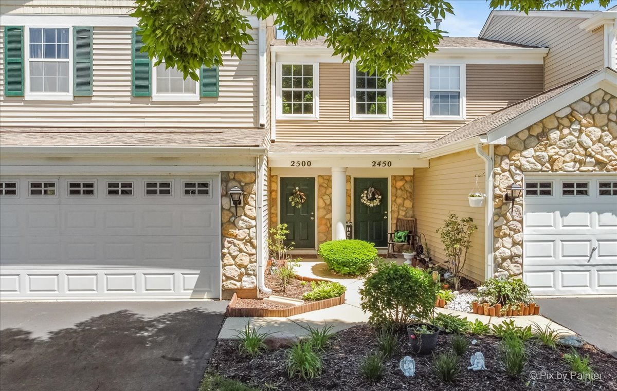 2500 Oak Tree Lane Plainfield, IL 60586 - Photo 4 of 29