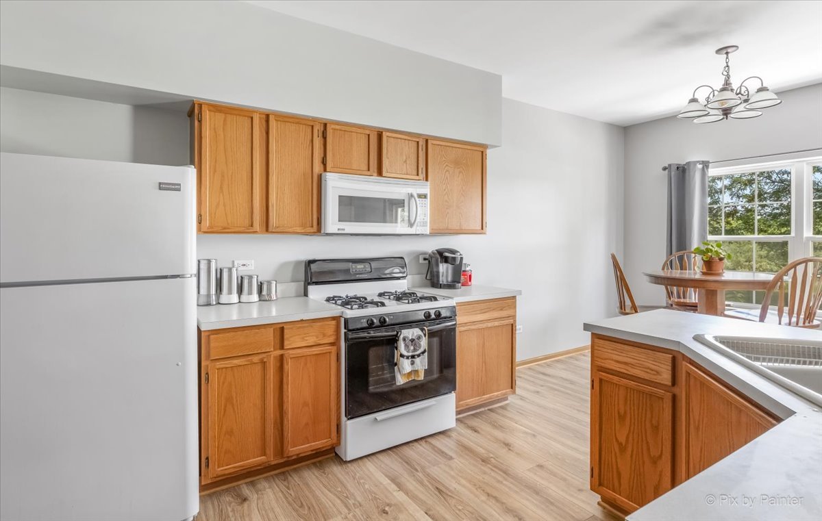 2500 Oak Tree Lane Plainfield, IL 60586 - Photo 9 of 29