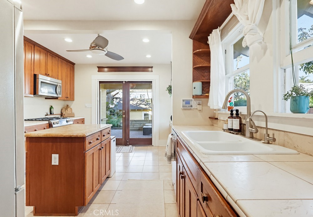 200 Termino Avenue Long Beach, CA 90803 - Photo 34 of 74