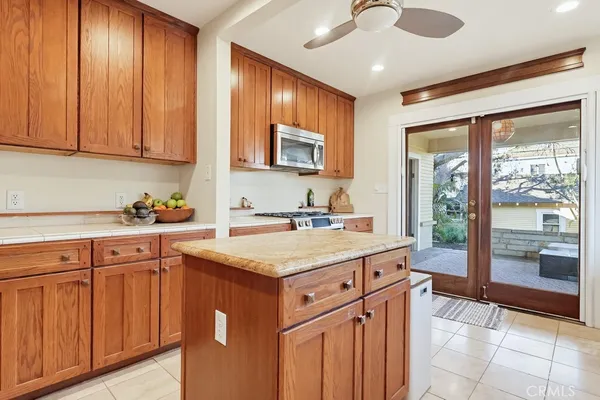 $1,790,000 | 200 Termino Avenue, Long Beach, CA 90803