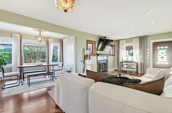 $1,790,000 | 200 Termino Avenue, Long Beach, CA 90803