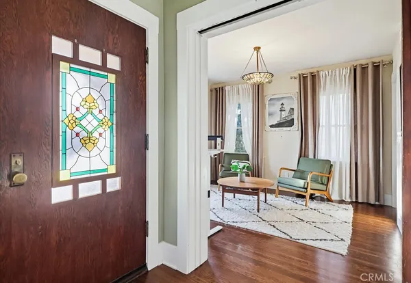 $1,790,000 | 200 Termino Avenue, Long Beach, CA 90803