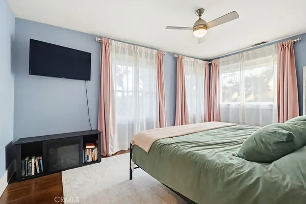 $1,790,000 | 200 Termino Avenue, Long Beach, CA 90803