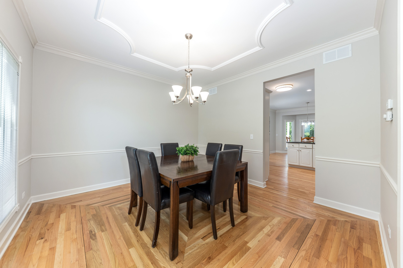 1407 Grommon Road Naperville, IL 60564 - Photo 18 of 49