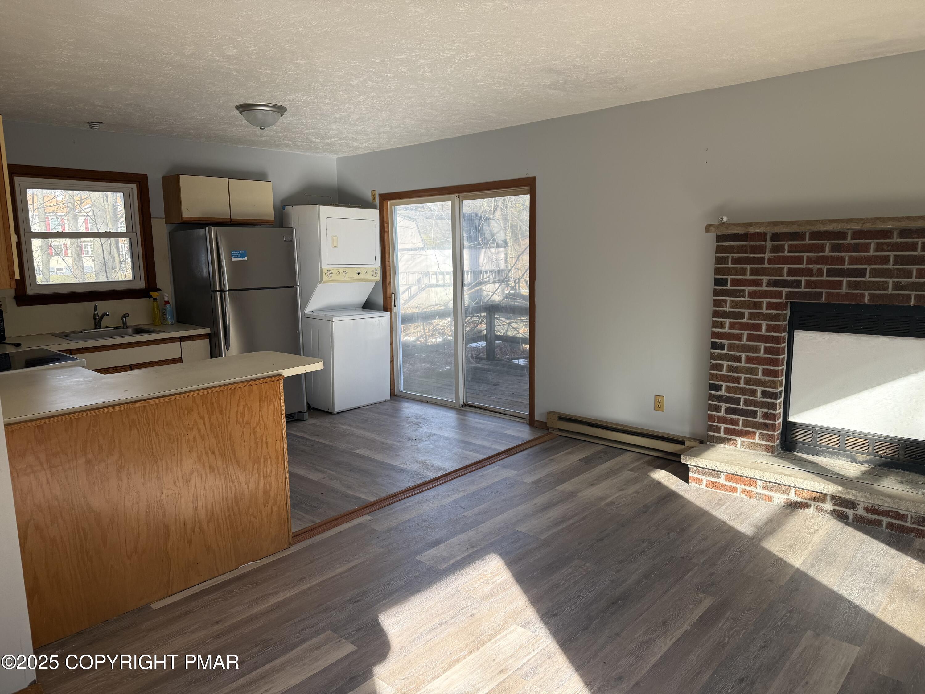 732 Edgewood Road Tobyhanna, PA 18466 - Photo 8 of 17 IMG_9841