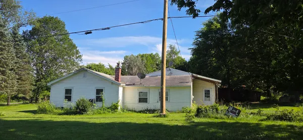 $119,900 | 4812 Spring Creek Road, Three Oaks, MI 49128