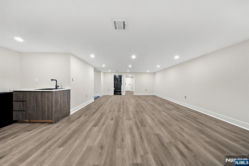 914 Hammond Road Ridgewood, NJ 07450 - Photo 43 of 50 Gallery Image 43