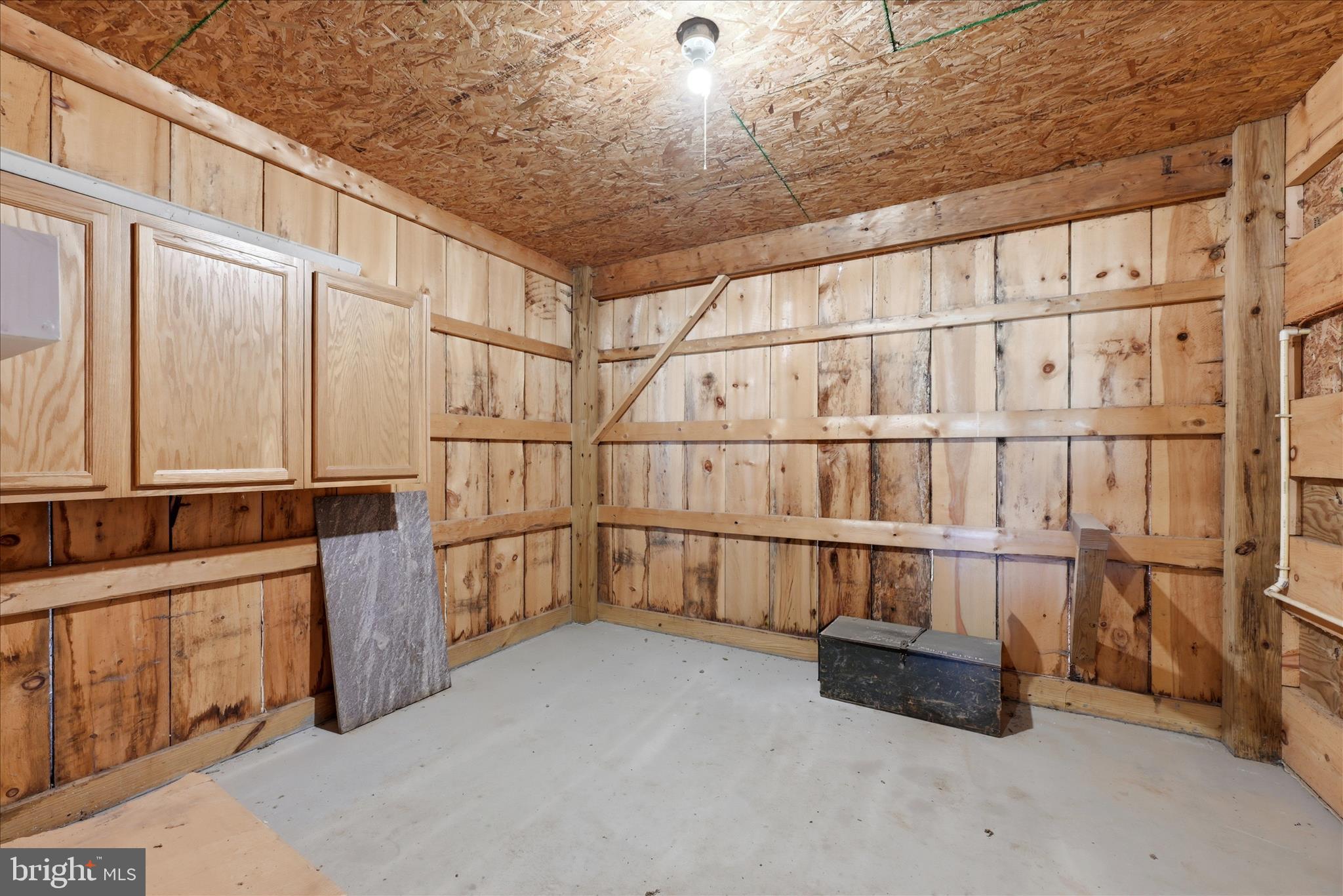 2230 Jones Road Winchester, VA 22602 - Photo 70 of 83 Barn