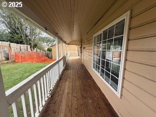 728 North Elliott Street Coquille, OR 97423 - Photo 5 of 31