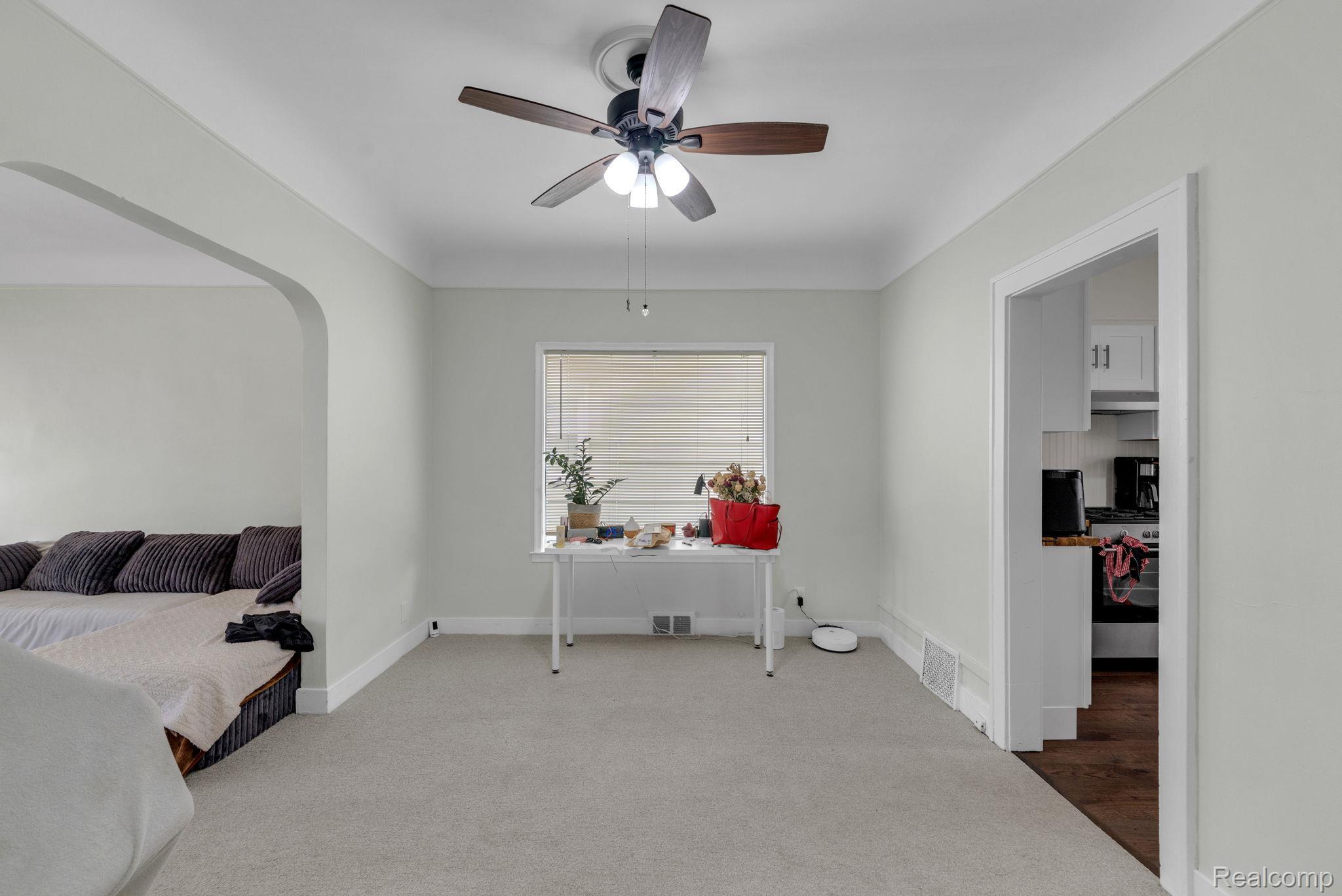 7631 Maple Street Dearborn, MI 48126 - Photo 26 of 48 26-web-or-mls-DSC05128.jpg