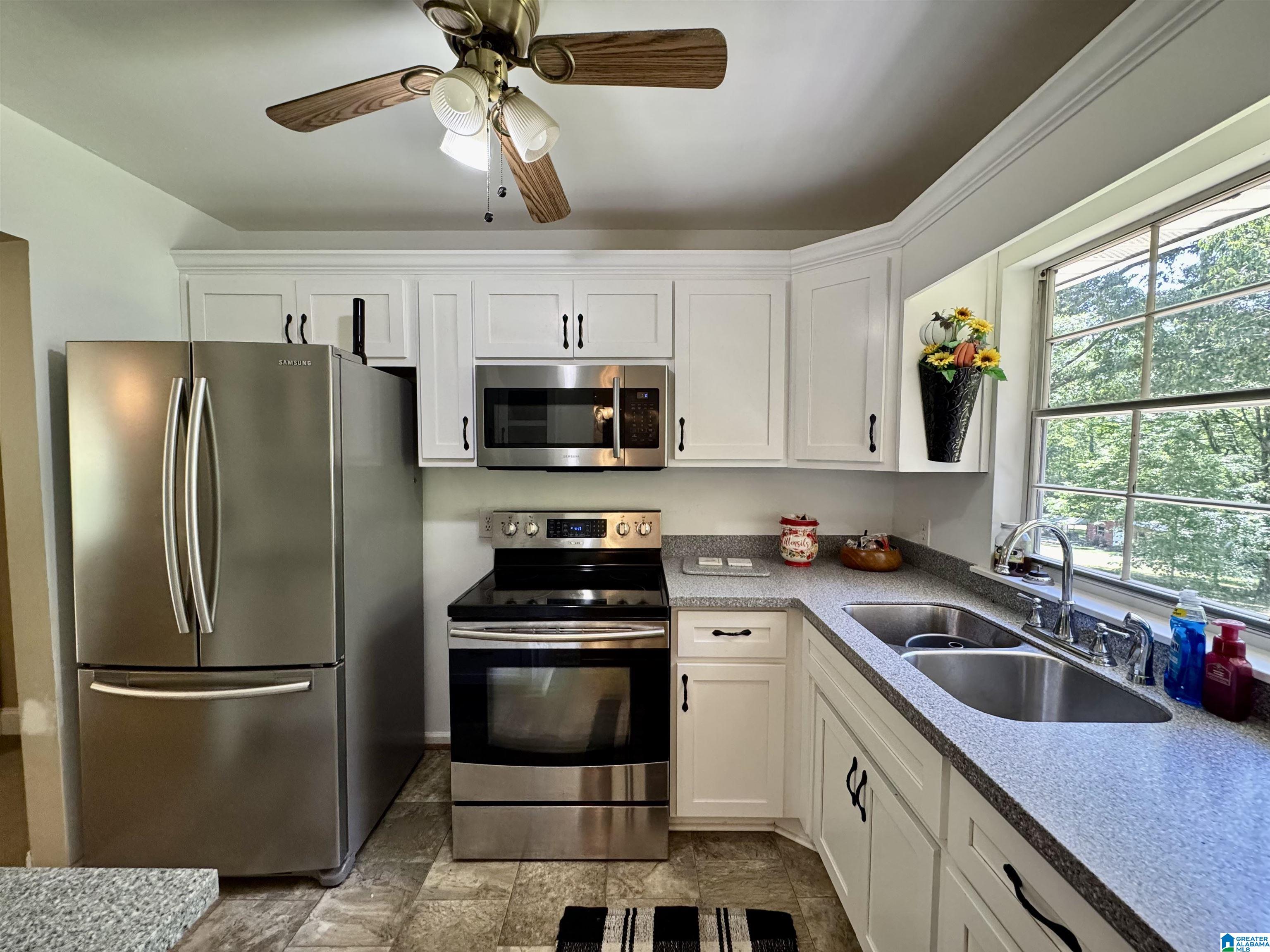 455 Spring Trail Warrior, AL 35180 - Photo 17 of 44