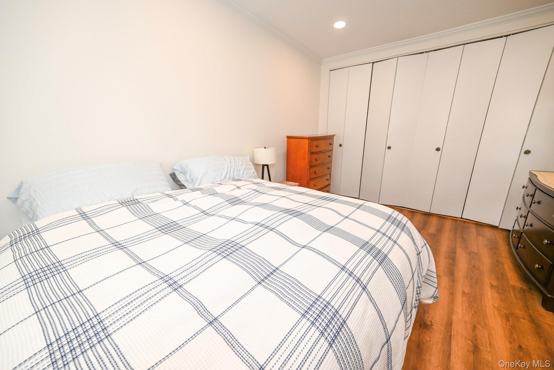 271 North Newbridge Road, Unit 2C Levittown, NY 11756 - Photo 8 of 34