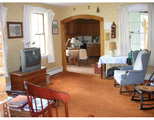 28 Bridge Road Salisbury, MA 01952 - Photo 2 of 6