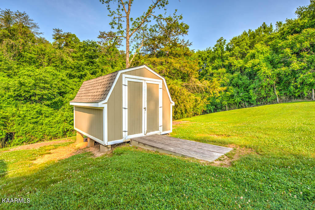 905 Offutt Road Clinton, TN 37716 - Photo 24 of 26 Offt905e (9)