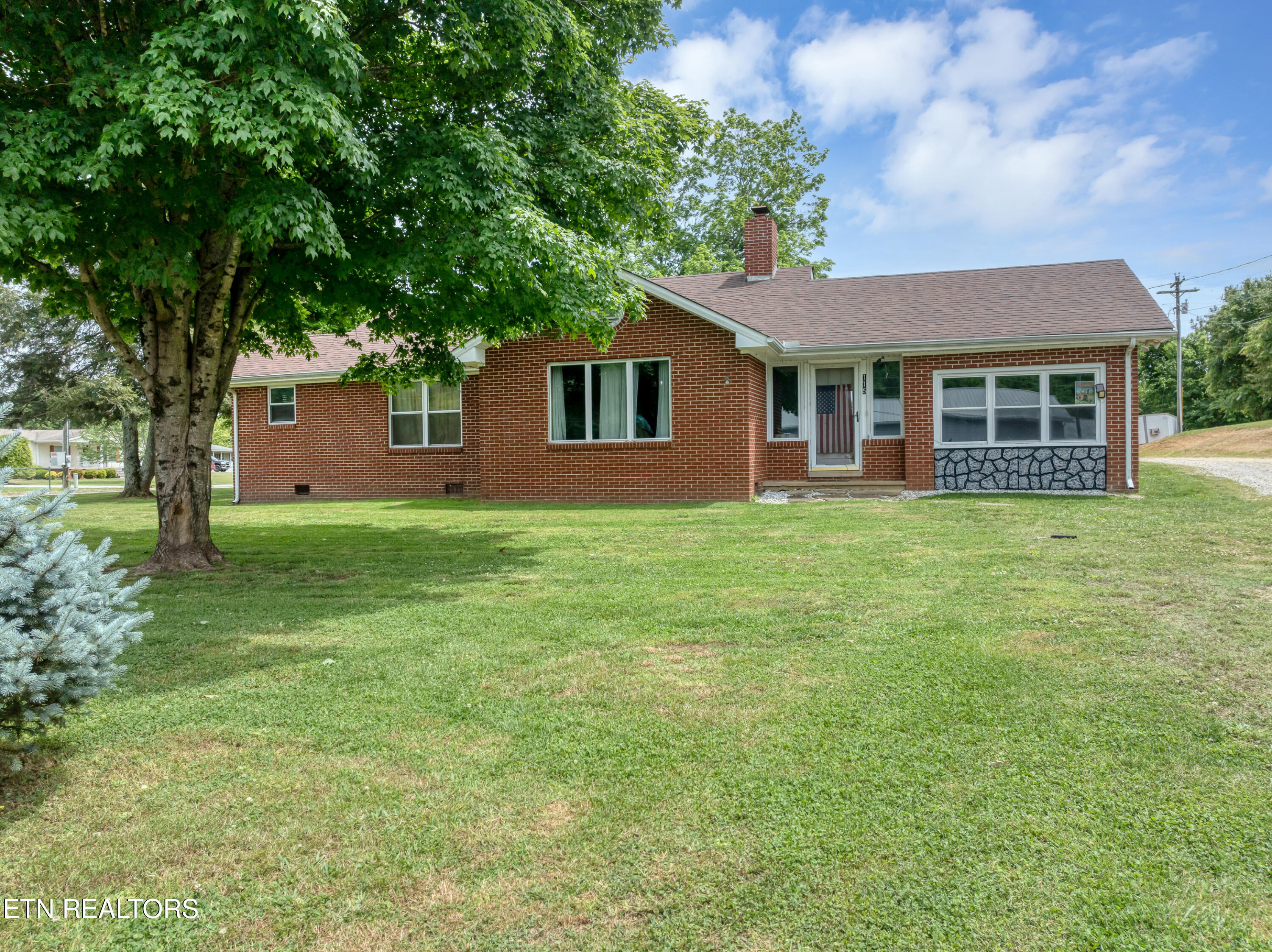115 Old Athens Road Madisonville, TN 37354 - Photo 1 of 27 old athens front of house
