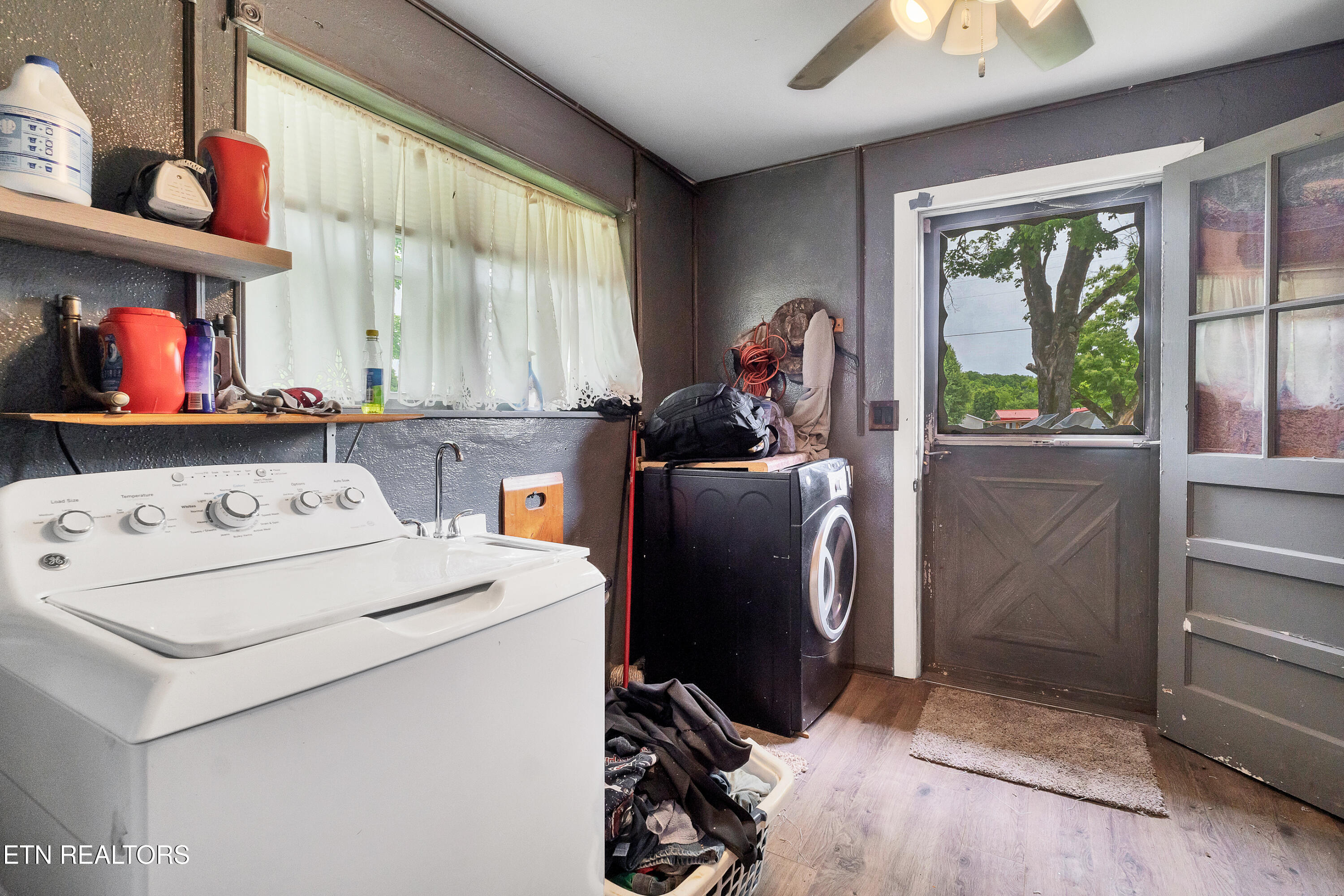 115 Old Athens Road Madisonville, TN 37354 - Photo 15 of 27 laundry room