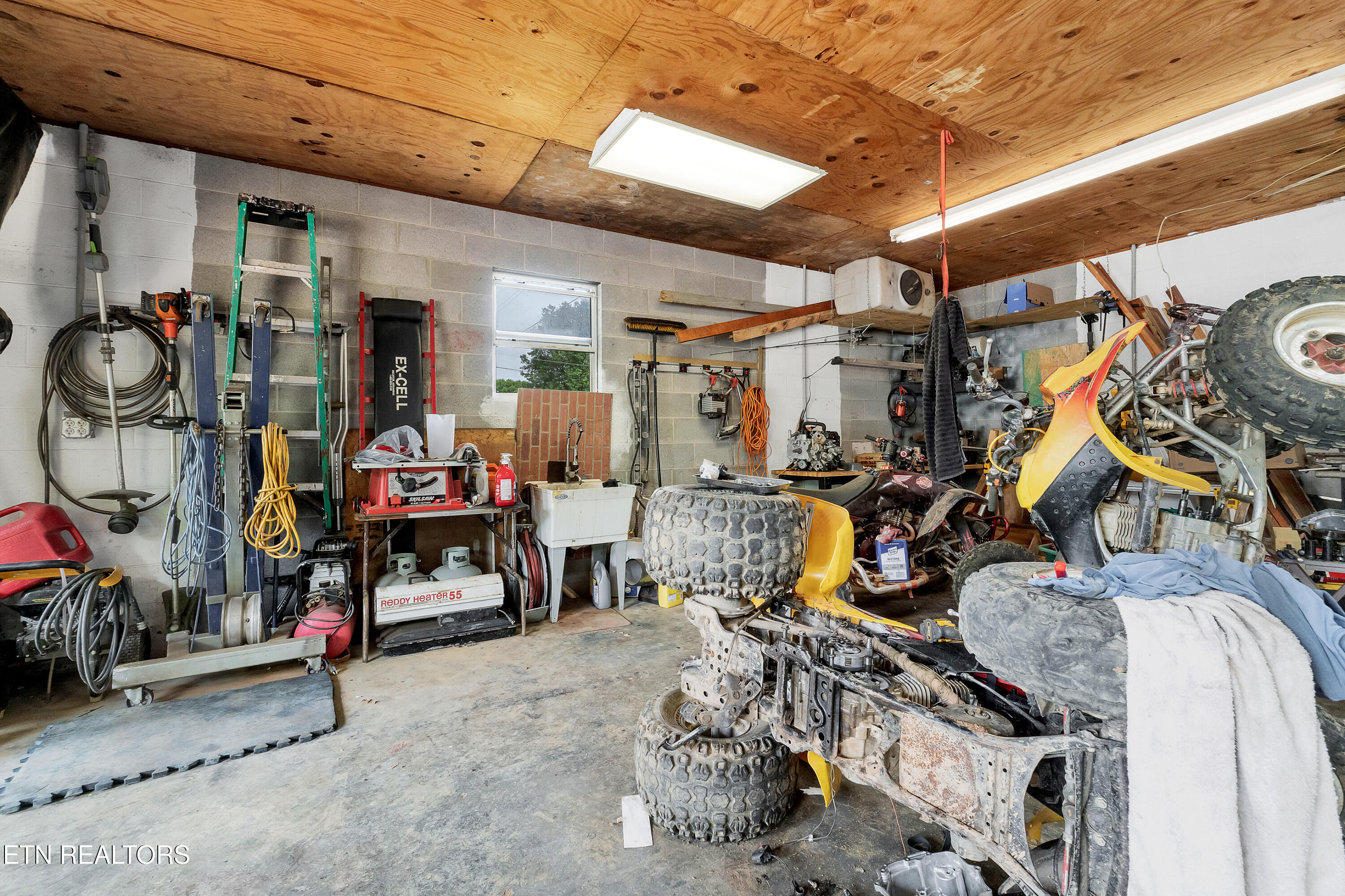 115 Old Athens Road Madisonville, TN 37354 - Photo 20 of 27 garage 3