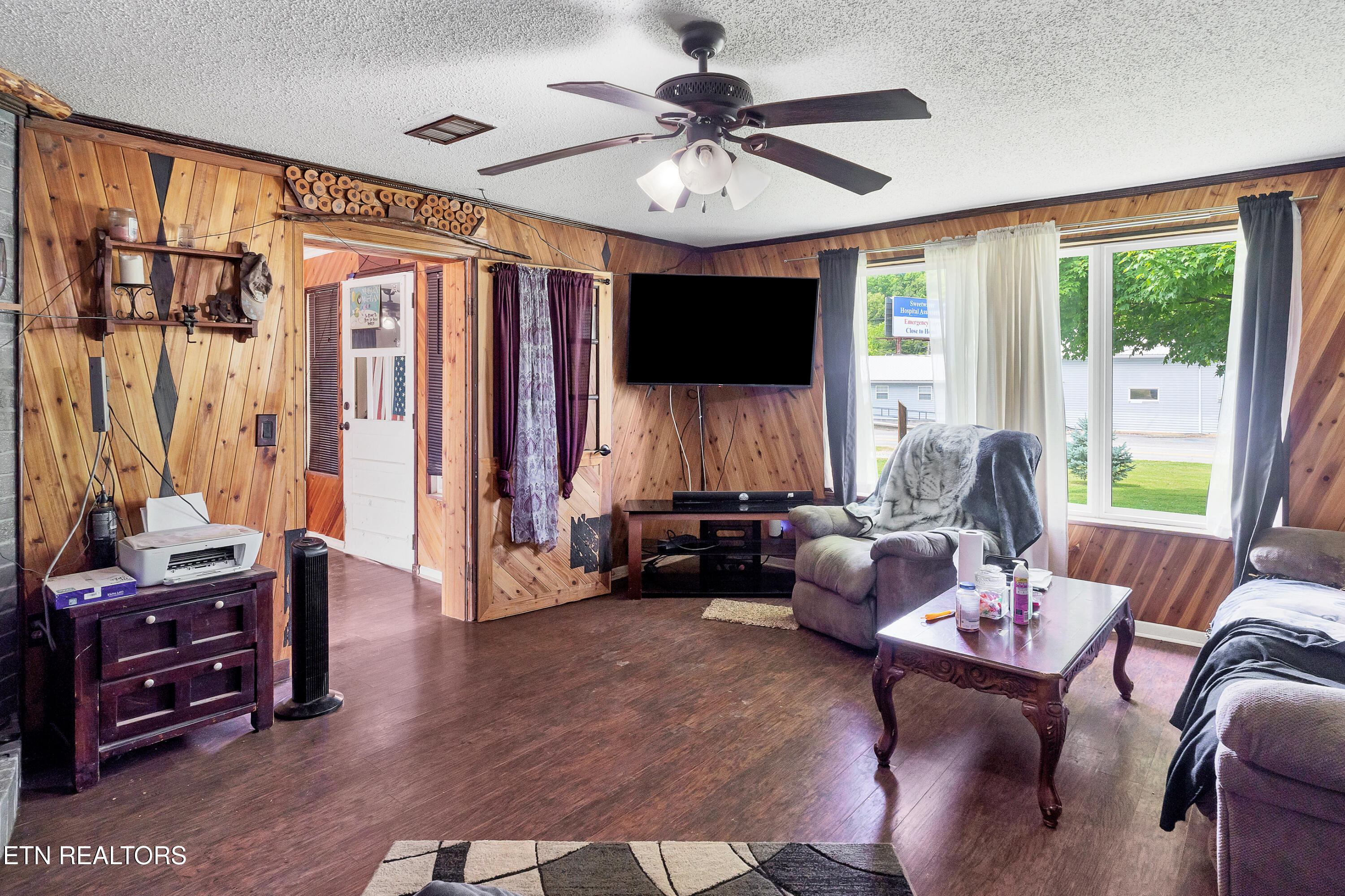 115 Old Athens Road Madisonville, TN 37354 - Photo 7 of 27 livingroom 2