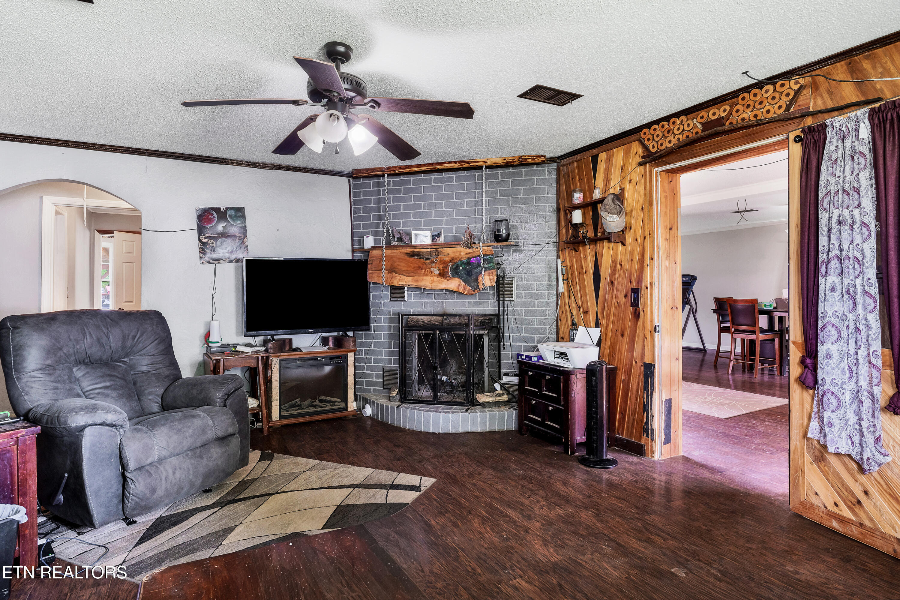 115 Old Athens Road Madisonville, TN 37354 - Photo 8 of 27 livingroom 3