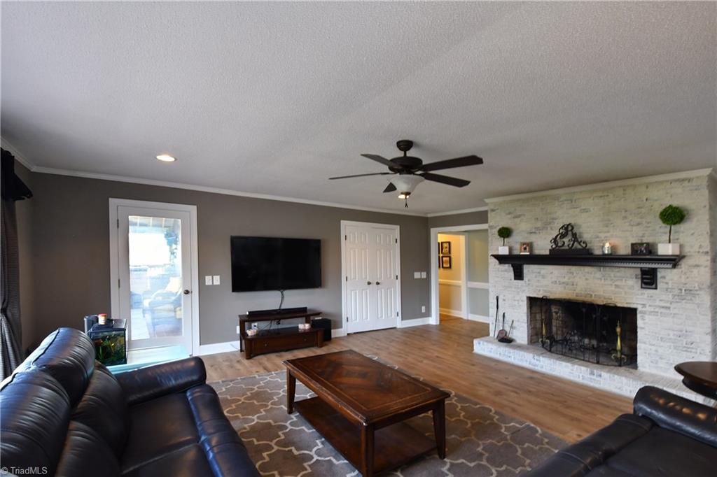 165 Raintree Road Advance, NC 27006 - Photo 4 of 25 Gallery Image 4