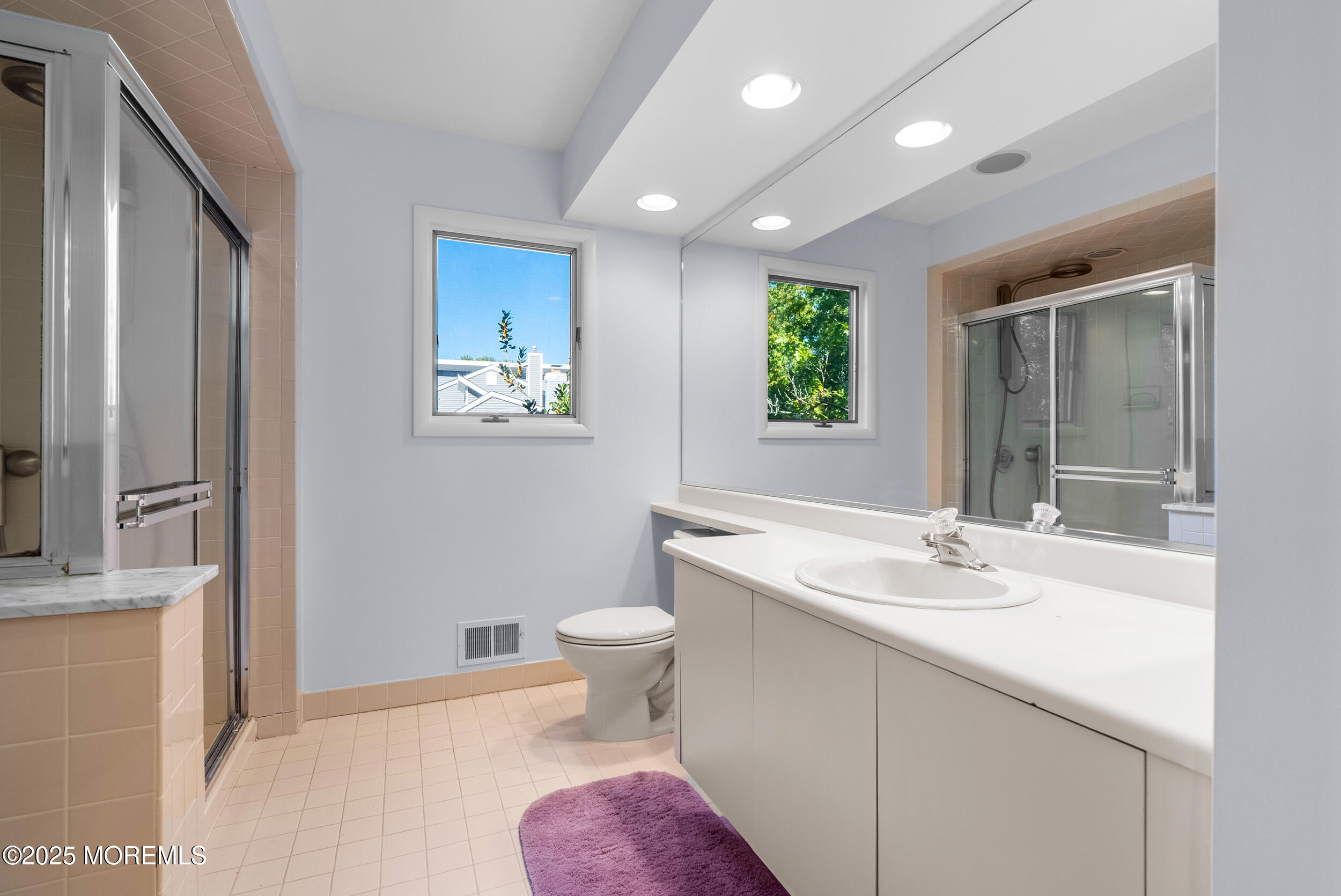 10 Oak Tree Lane Asbury Park, NJ 07712 - Photo 20 of 36 041