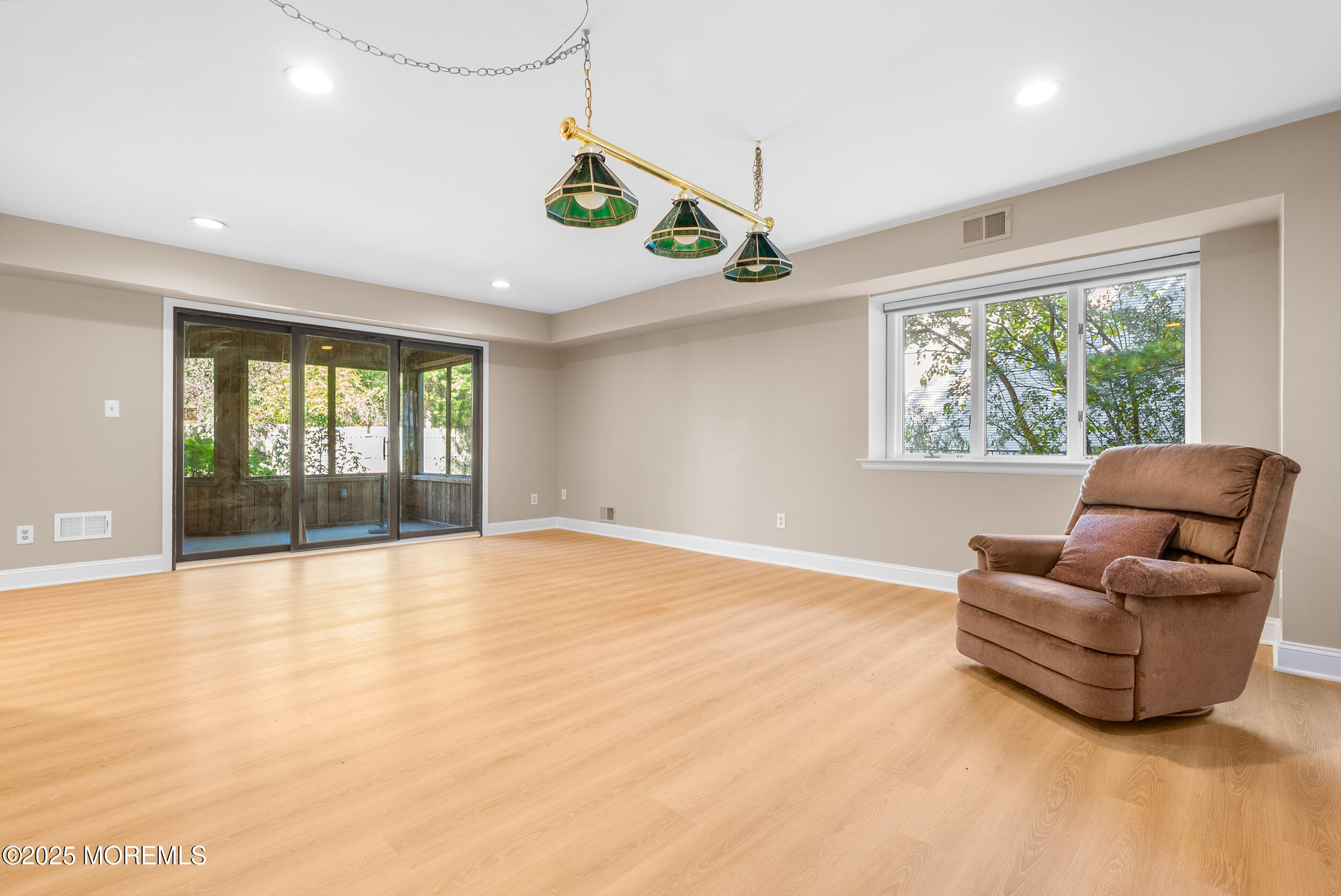 10 Oak Tree Lane Asbury Park, NJ 07712 - Photo 30 of 36 058