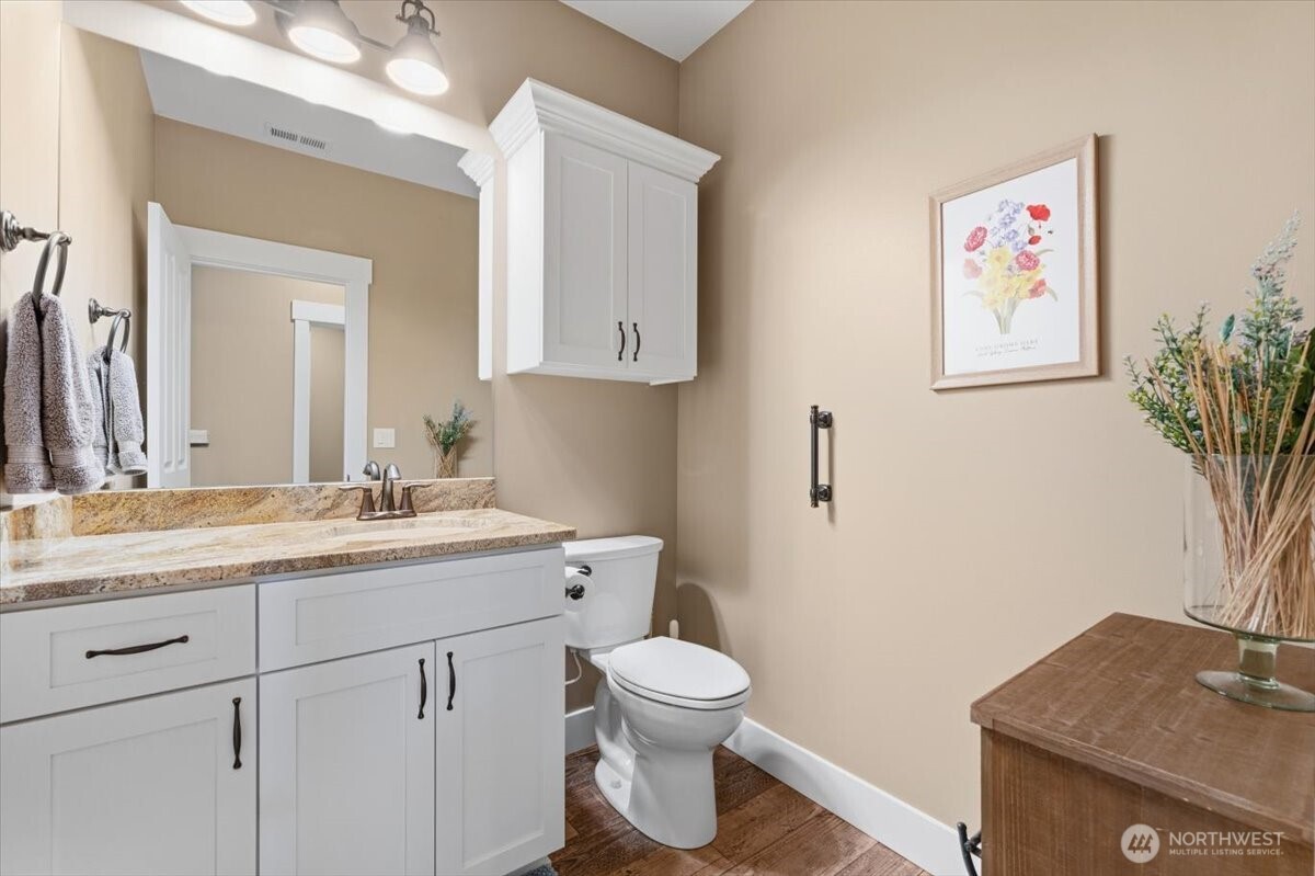 525 Columbia View Road Chelan, WA 98816 - Photo 26 of 40