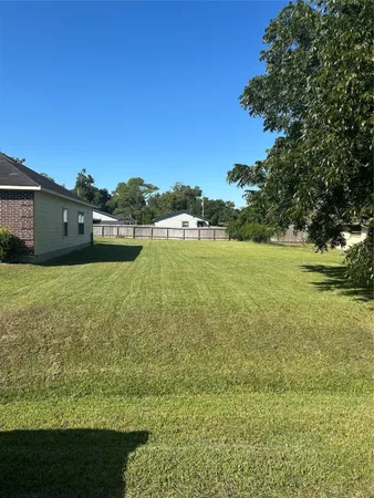 a view of an ocean from a yard