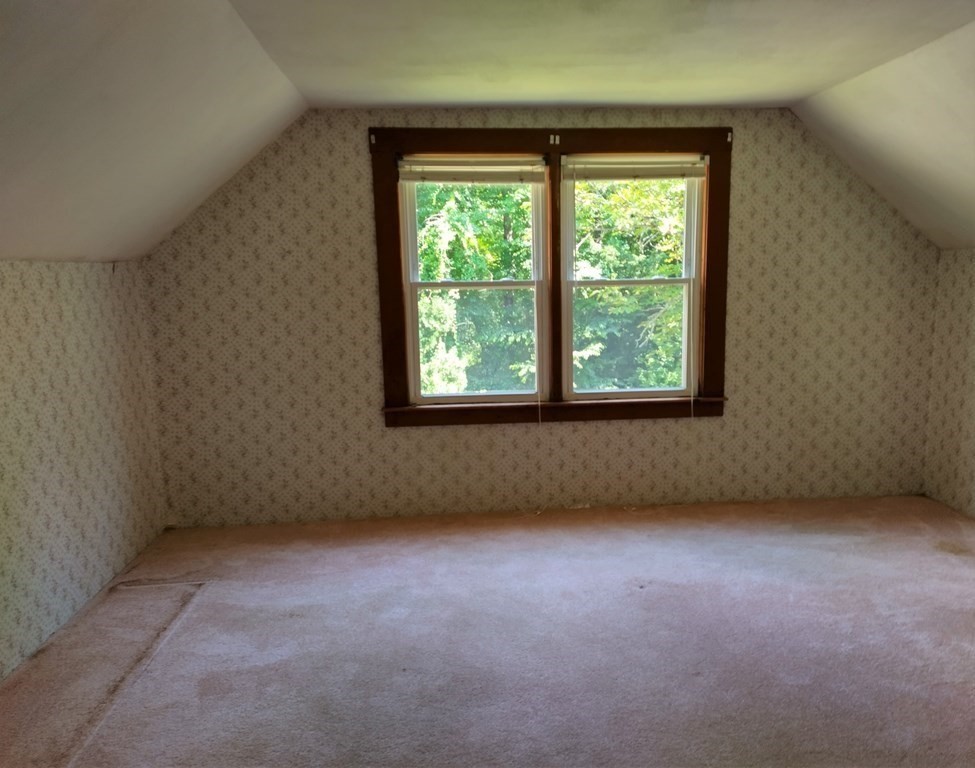 116 County Road Southampton, MA 01073 - Photo 18 of 18 an empty room with a window