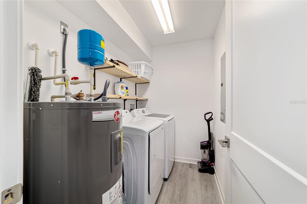 4400 Northwest 74th Terrace Ocala, FL 34482 - Photo 34 of 39 a utility room with dryer and washer