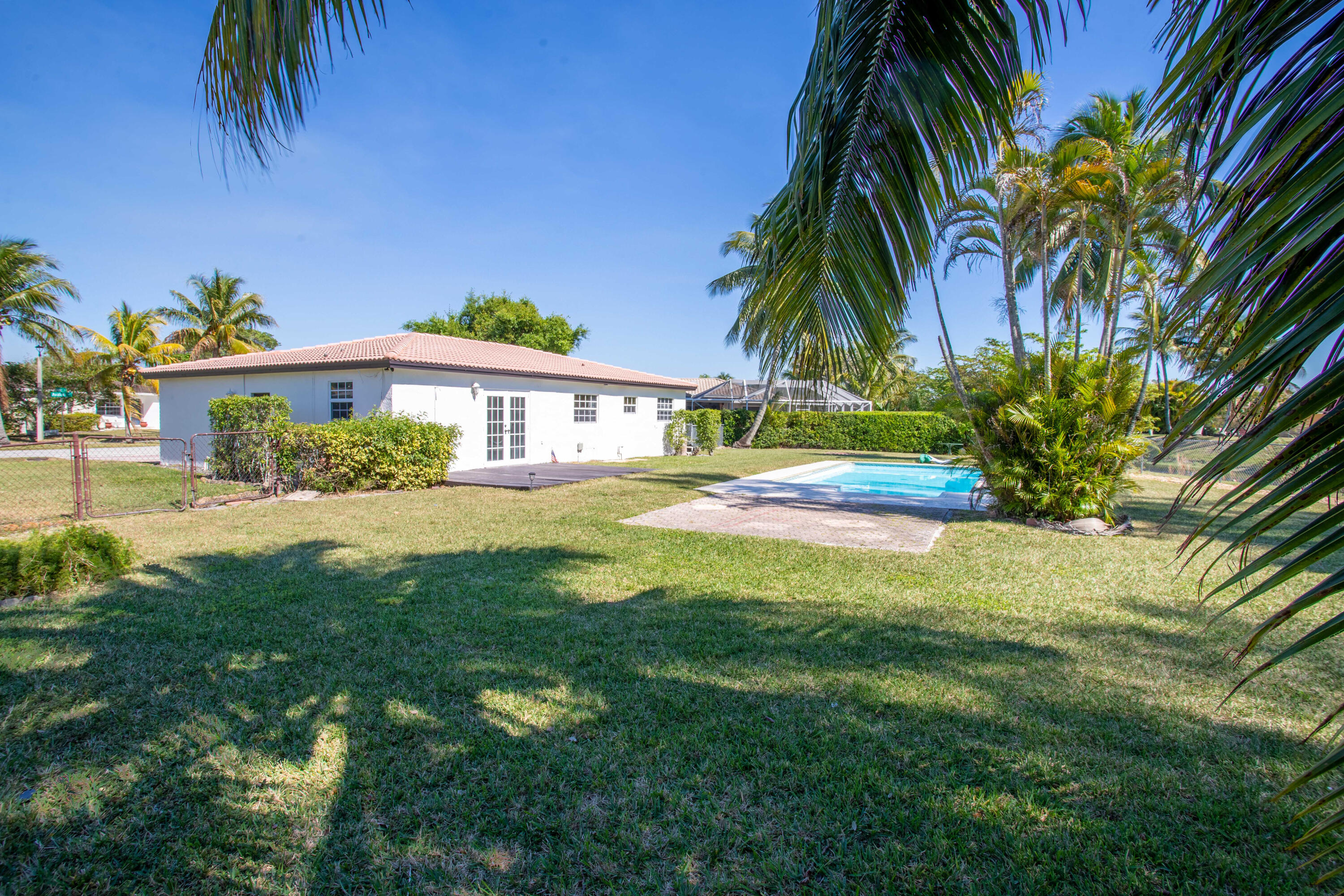 4696 Avalon Street Boca Raton, FL 33428 - Photo 30 of 35 IMG_3690-HDR