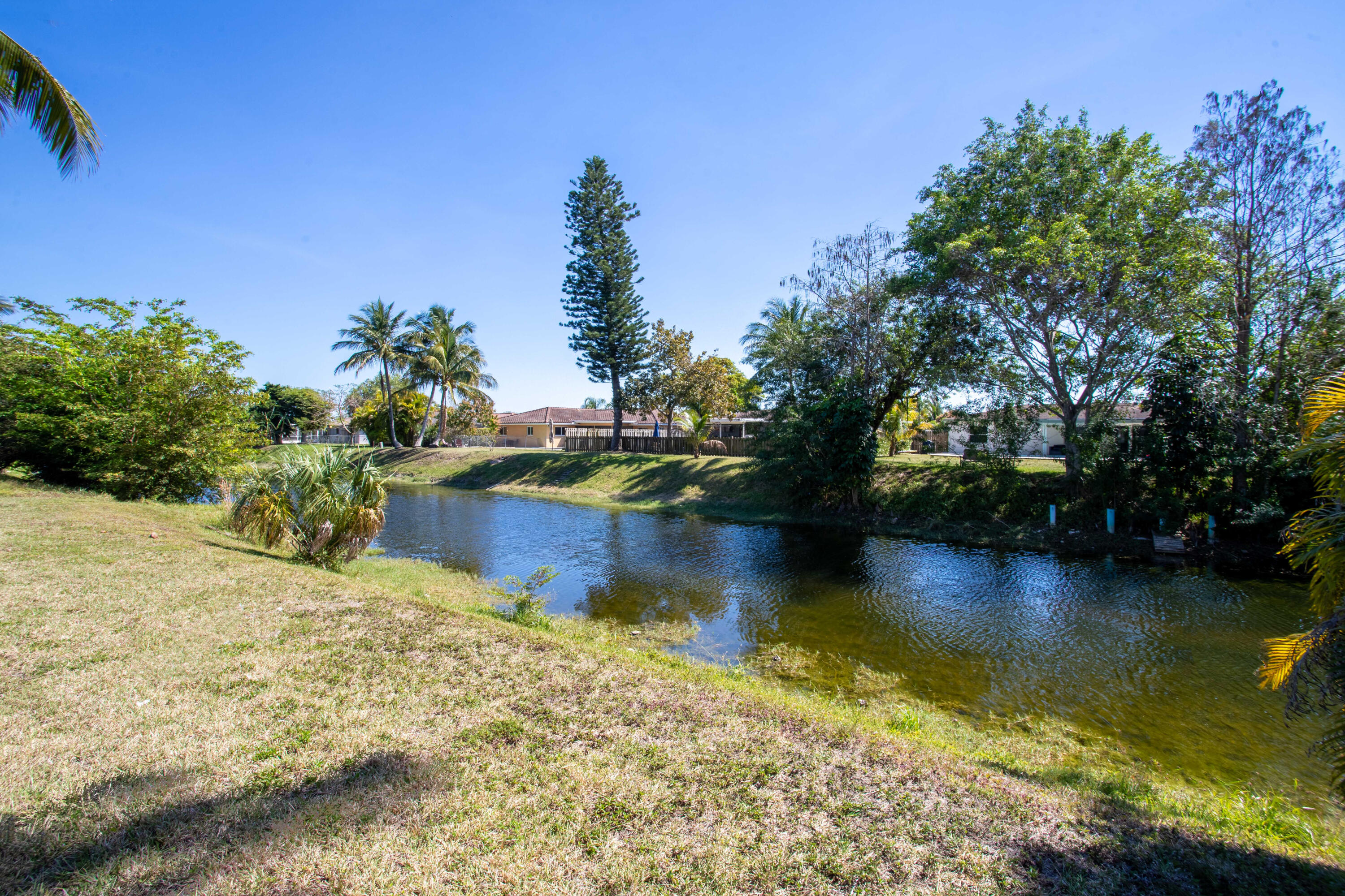 4696 Avalon Street Boca Raton, FL 33428 - Photo 31 of 35 IMG_3700-HDR