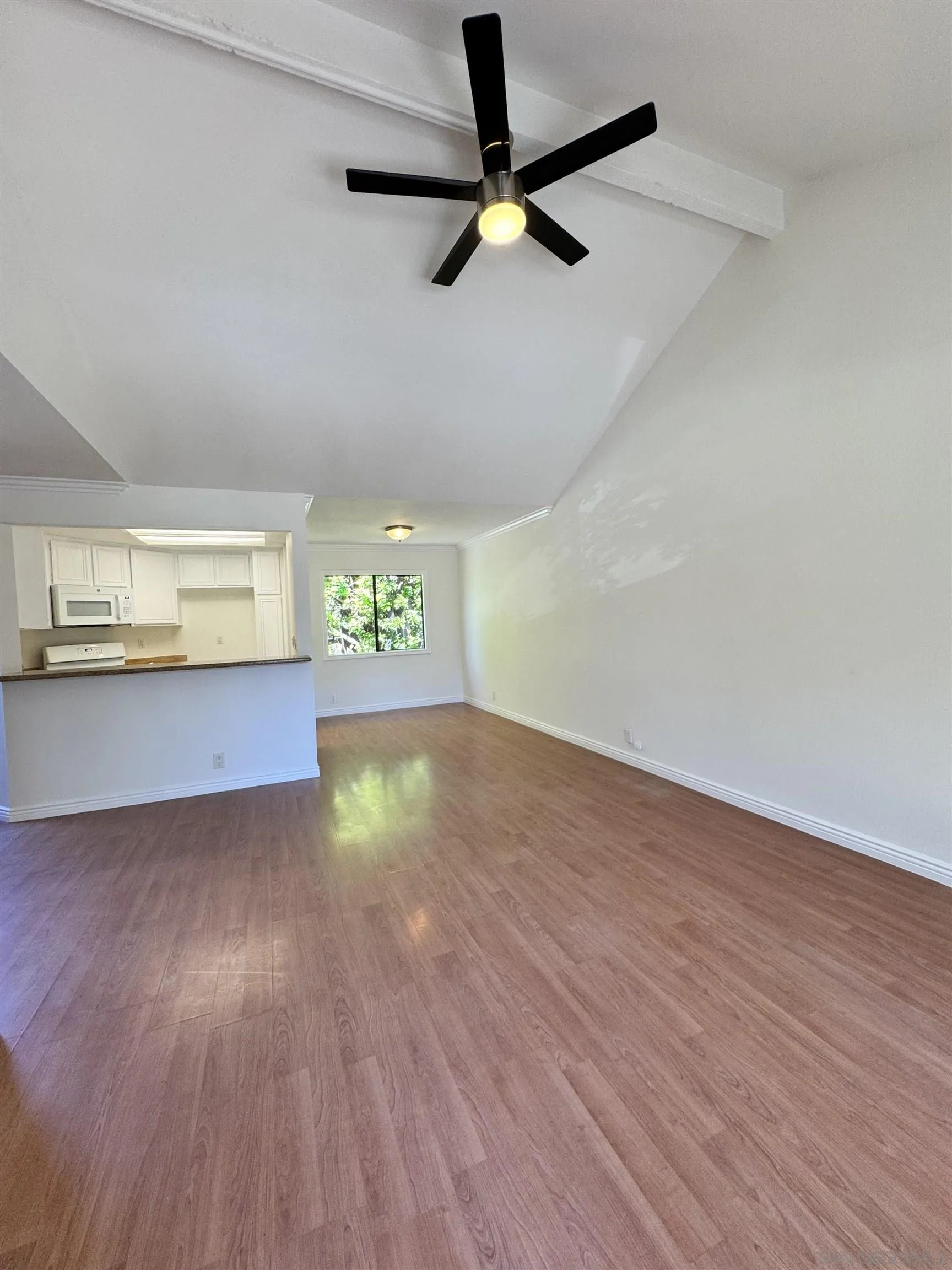 3015 Brookpine Court Spring Valley, CA 91978 - Photo 8 of 20 Gallery Image 8