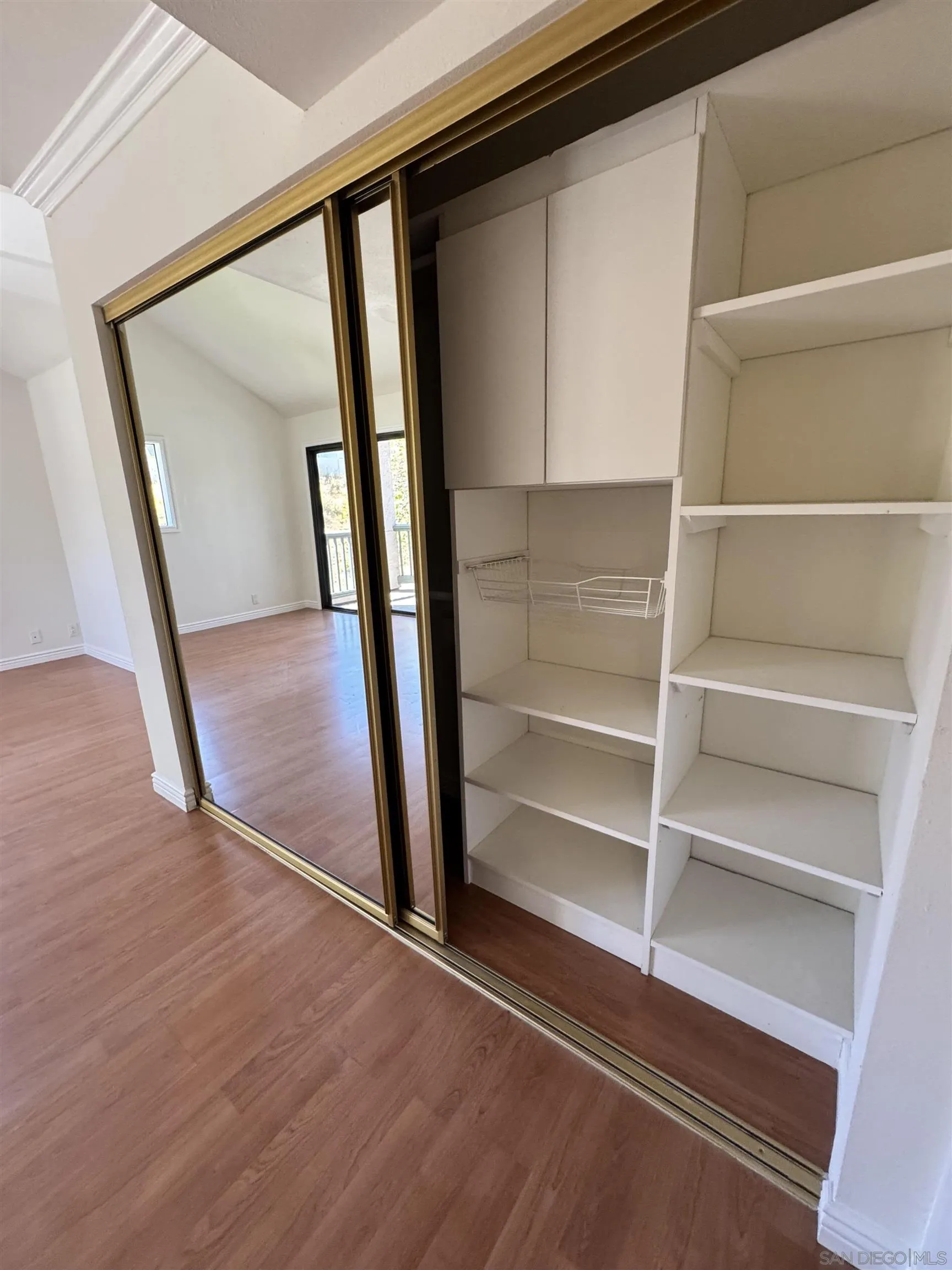 3015 Brookpine Court Spring Valley, CA 91978 - Photo 10 of 20 Gallery Image 10