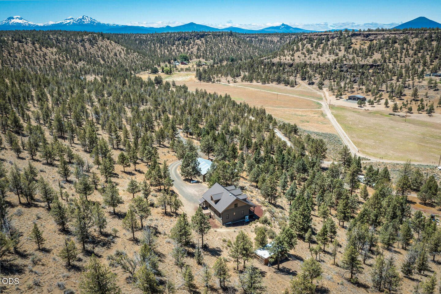 70090 McKenzie Canyon Road Sisters, OR 97759 - Photo 43 of 58