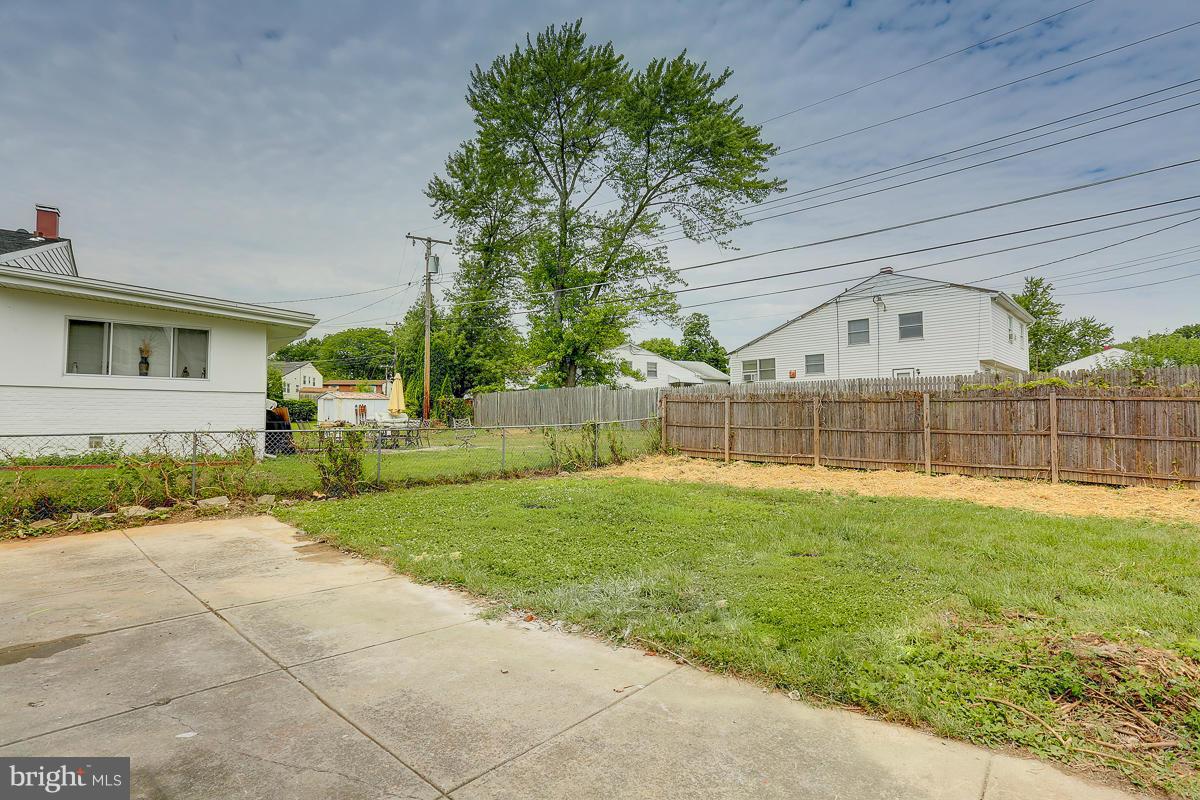 7914 Subet Road Baltimore, MD 21244 - Photo 14 of 30 Exterior (Rear)