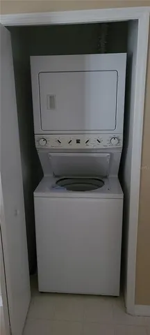 $1,800 | 734 South Grand Highway, Clermont, FL 34711