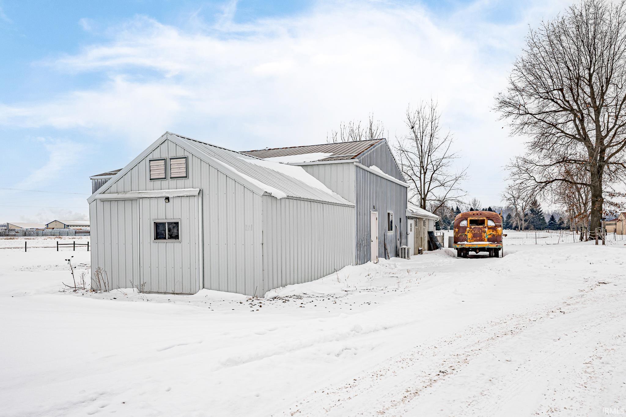 12924 Edgerton Road New Haven, IN 46774 - Photo 8 of 36
