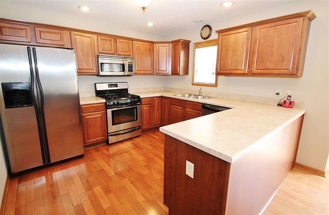 10979 Chicory Ridge Way Roscoe, IL 61073 - Photo 5 of 25 Gallery Image 5