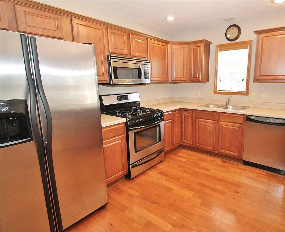 10979 Chicory Ridge Way Roscoe, IL 61073 - Photo 6 of 25 Gallery Image 6