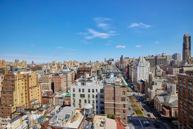 $4,250,000 | 550 Park Avenue, Unit 16C | Lenox Hill