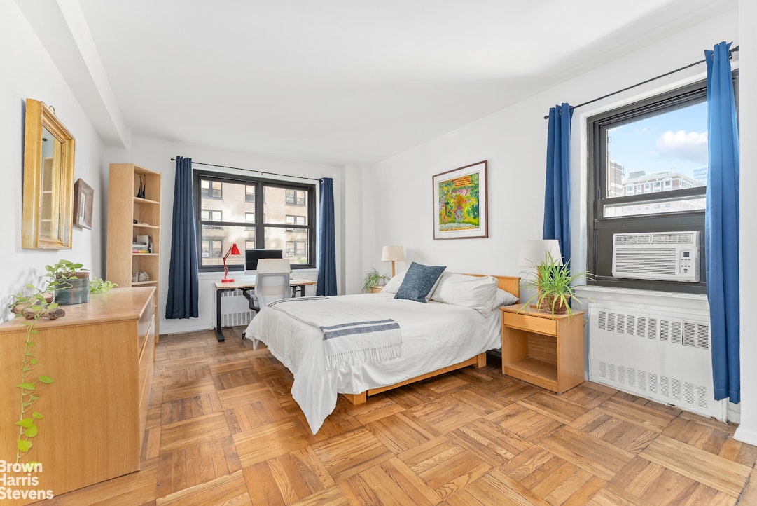 11 Riverside Drive, Unit 6FE Manhattan, NY 10023 - Photo 3 of 13