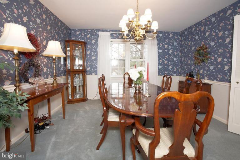 1173 Old Stable Road McLean, VA 22102 - Photo 5 of 27 Dining Room