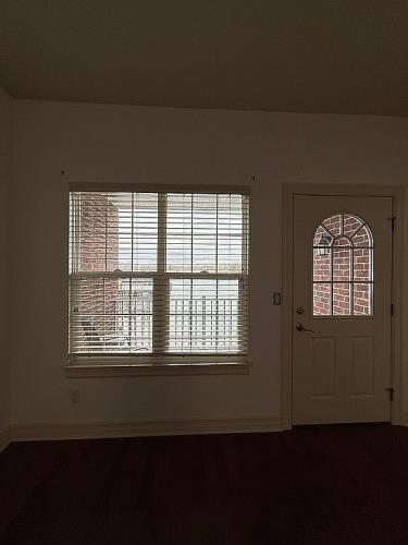 2727 Riverside Drive, Unit 15 Trenton, MI 48183 - Photo 24 of 44