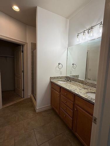 2727 Riverside Drive, Unit 15 Trenton, MI 48183 - Photo 10 of 44