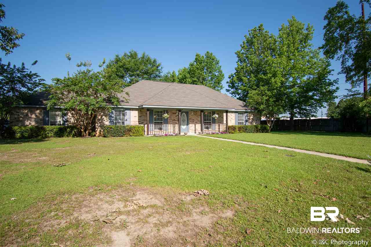 417 Wisteria Lane Foley, AL 36535 - Photo 2 of 23