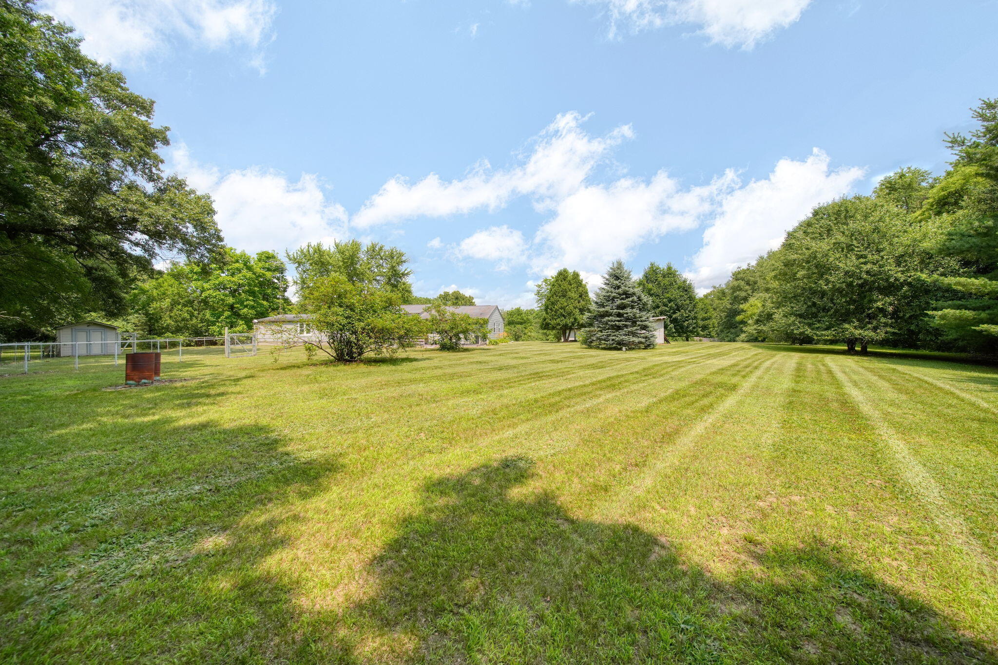 8756 Portage Lake Road Munith, MI 49259 - Photo 38 of 71 42-web-or-mls-DSC08494_HDR